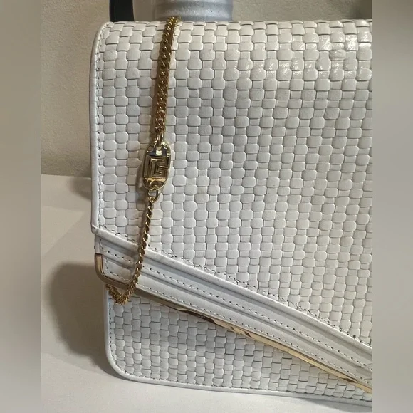 Pierre Balmain Wicker Bag - Picture 7 of 9